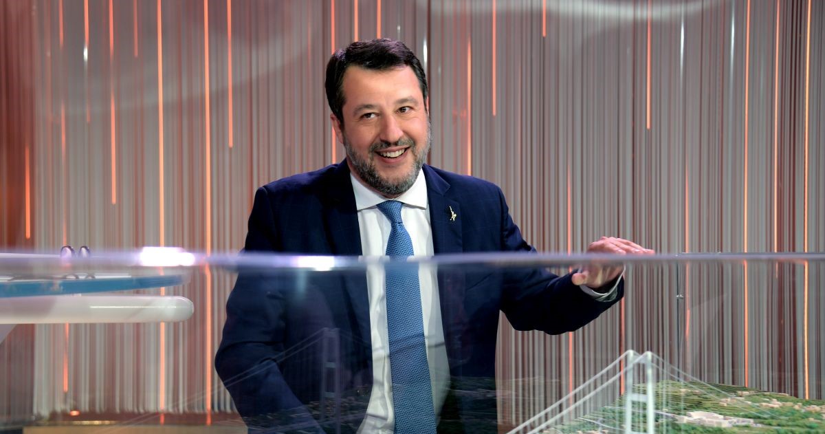 Ponte sullo stretto, Salvini senza freni: “Si inizia nel 2024”