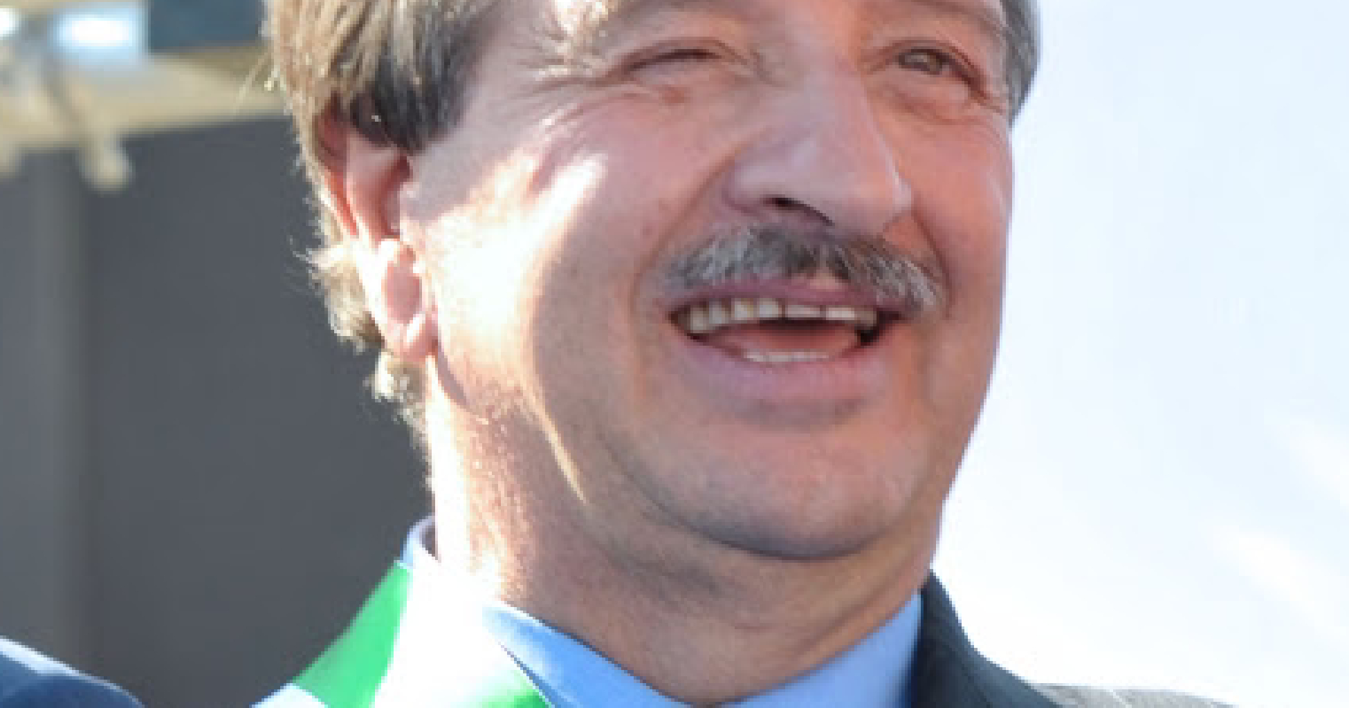 Video, il sindaco ripreso mentre ha rapporti sessuali nel suo ufficio comunale. Tutto vero Video, il sindaco ripreso mentre ha rapporti sessuali nel suo ufficio comunale. Tutto vero