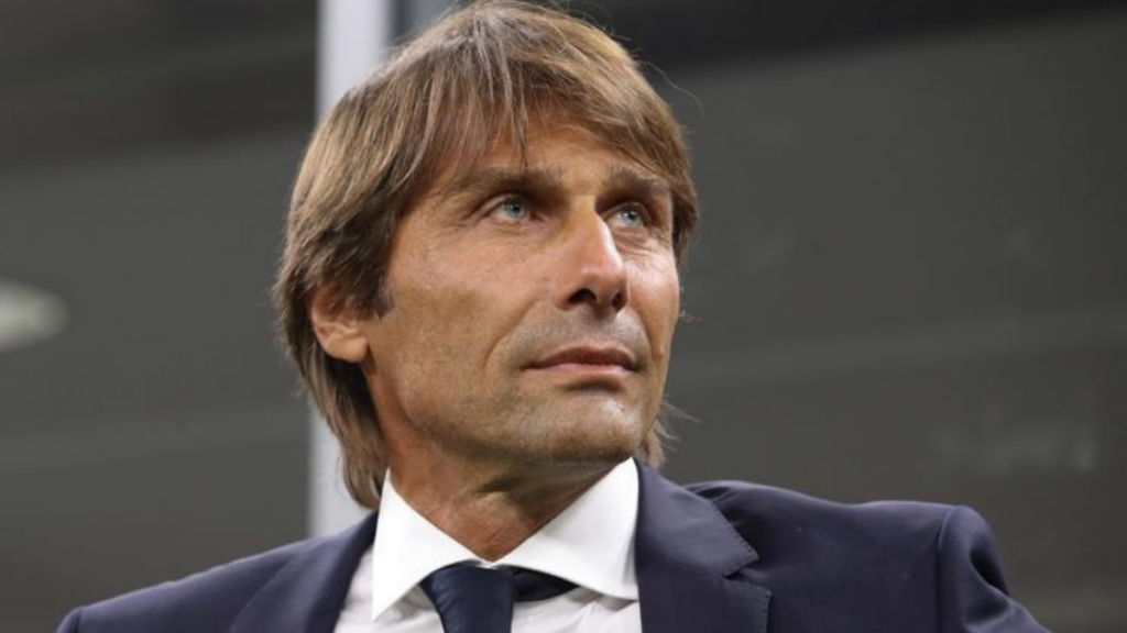 Antonio Conte distrugge il collega allenatore: "Un fallimento"