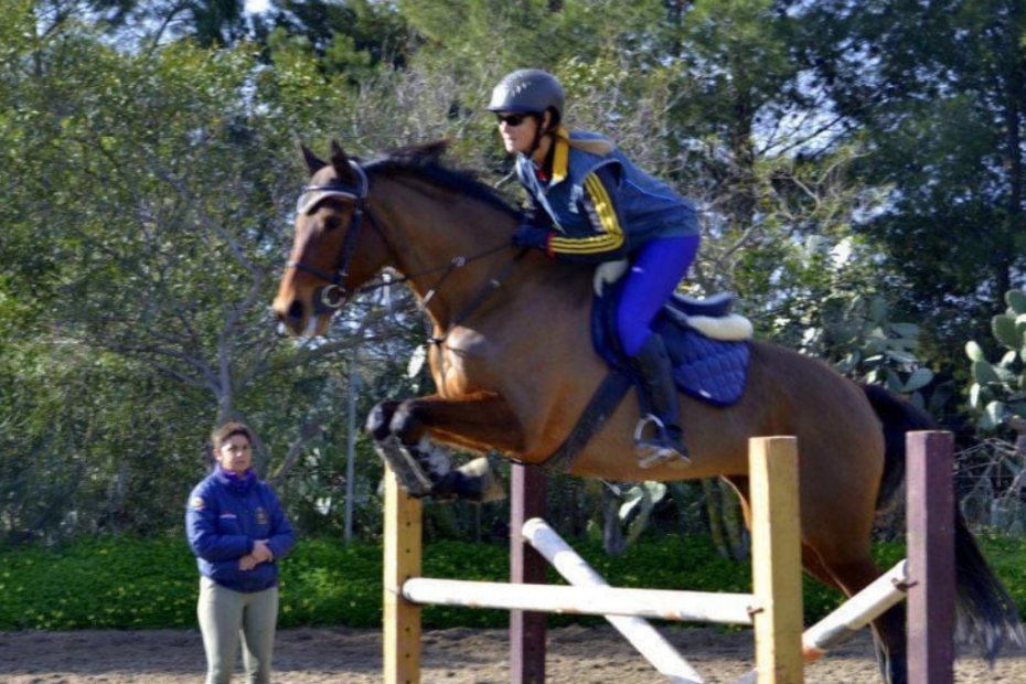 Amazzone Margherita Mayer muore in un incidente al Jumping Tour