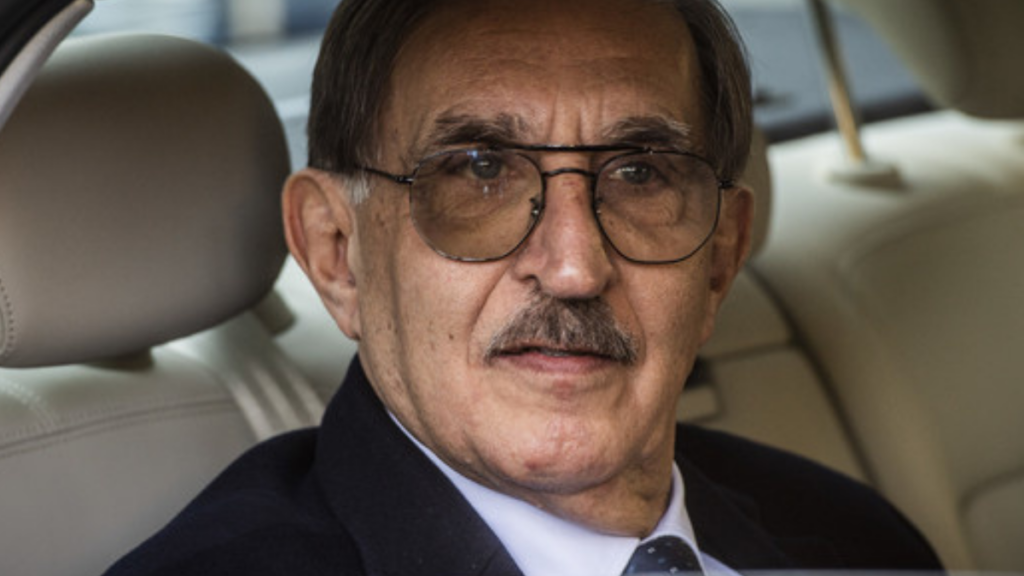 La Russa, gaffe in Senato con la collega straniera: "C'è l'albanese?", ma il microfono è aperto