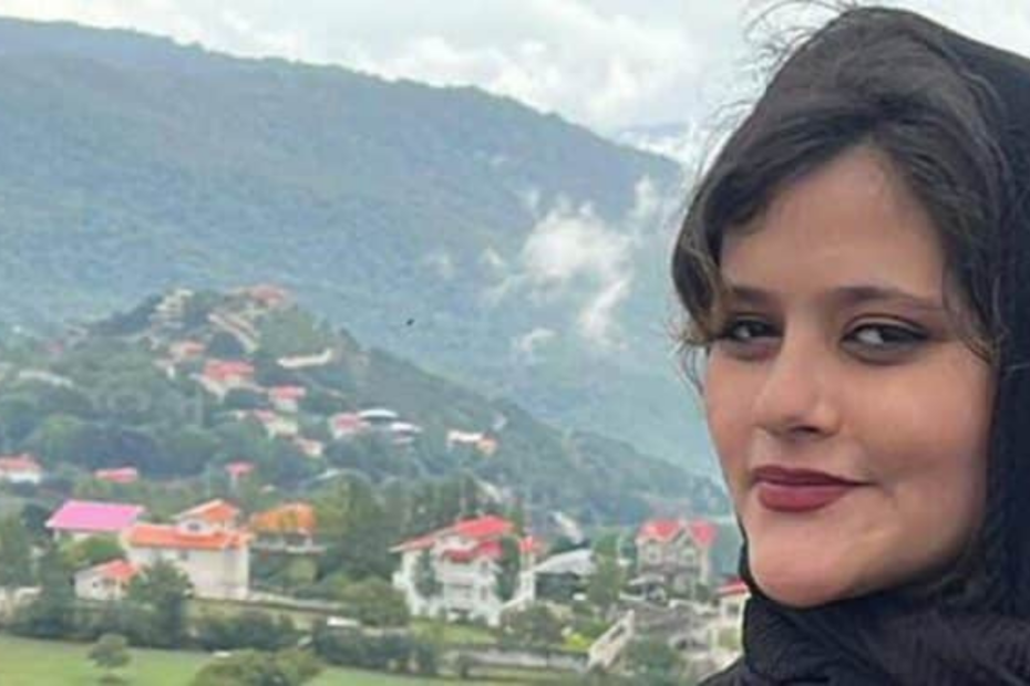 Premio Sakharov a Mahsa Amini, la giovane morta in Iran perché non portava il velo