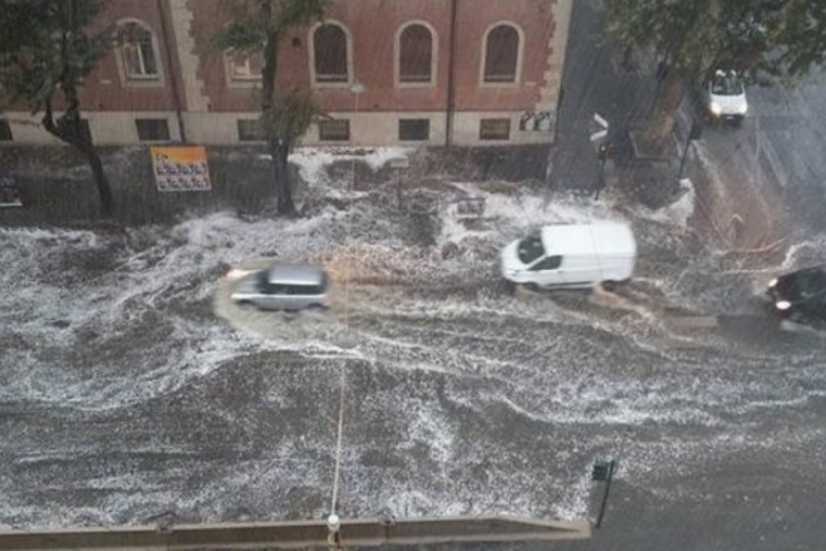 Previsioni meteo, pioggia, bombe d'acqua, bufera, precipitazione