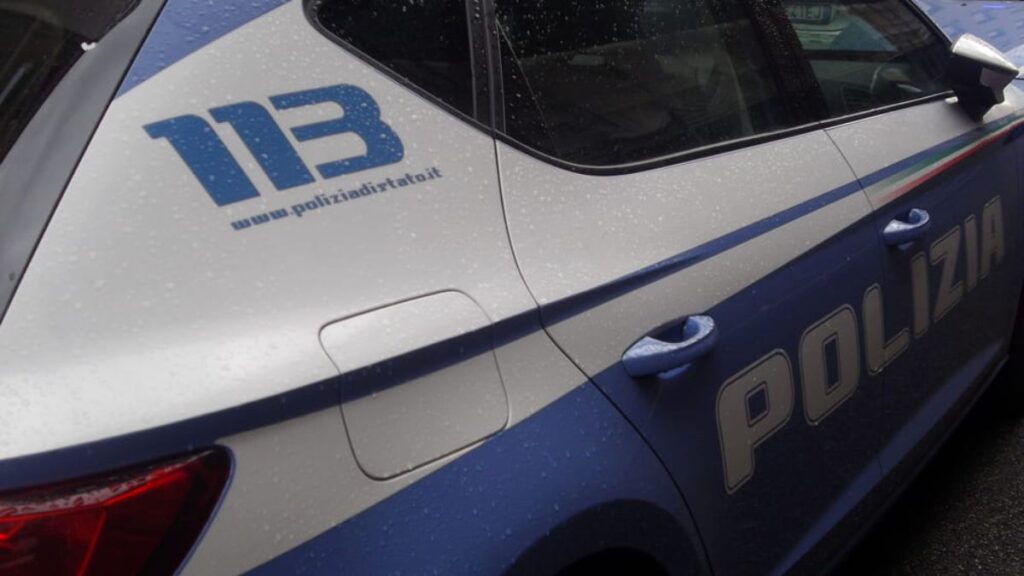 Li tormentava obbligandoli ad ascoltare audio della figlia morta: vicina di casa condannata Li tormentava obbligandoli ad ascoltare audio della figlia morta: vicina di casa condannata
