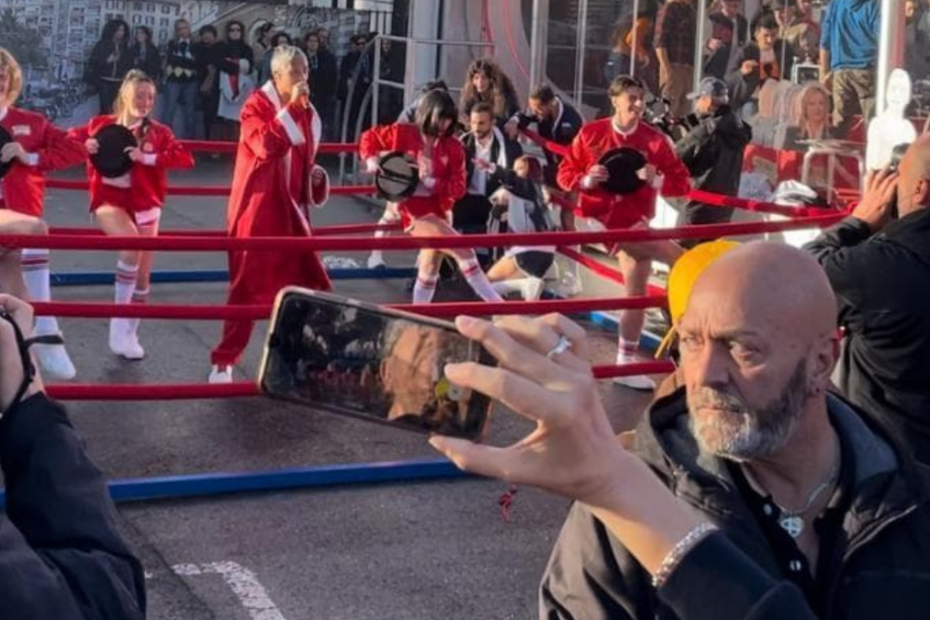 Fiorello, polemiche per un uomo della sicurezza con la croce celtica. Interviene la Rai: “Mai più”