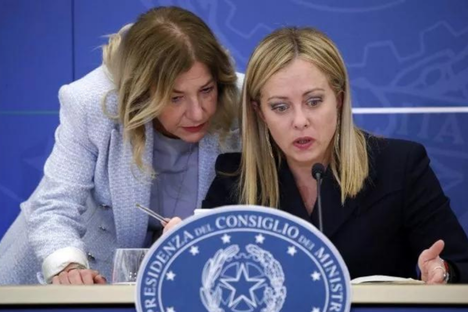 Non sbaglia mai": chi è l'ombra della Meloni che l'ha messa nei guai con la telefonata fake