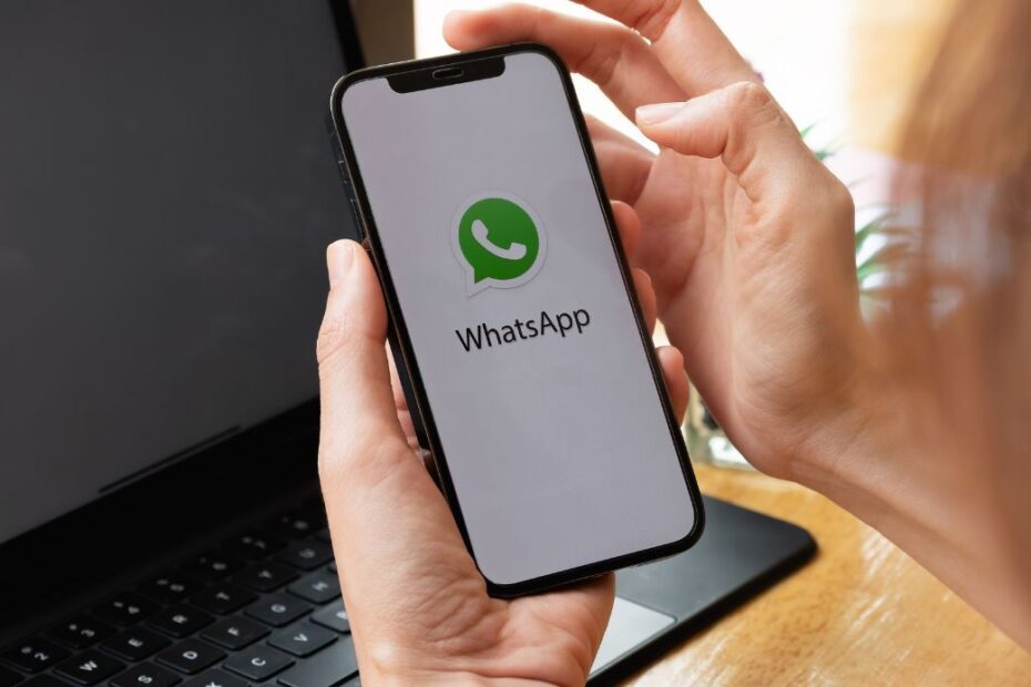 Whatsapp truffa furto identità