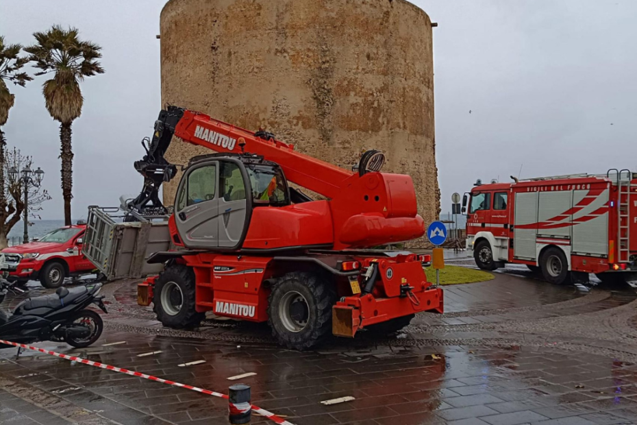 Muore investita da un'autogru mentre attraversa la strada: aveva 59 anni