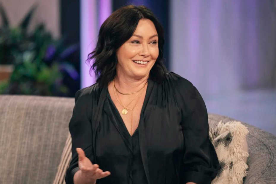 Shannen Doherty, il cancro ha raggiunto le ossa: "Non voglio morire, non ho finito"