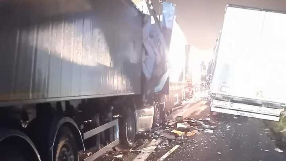 Incidente tir a4 tamponamento