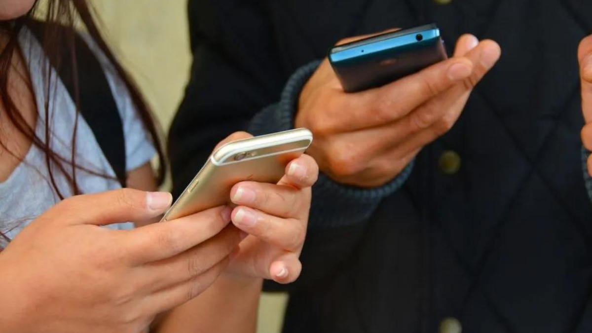 Aumenti (e ribassi) delle tariffe telefoniche in base all’inflazione: c'è il via libera
