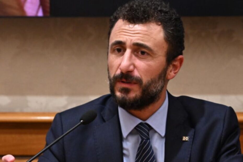 Emanuele Pozzolo pistola testimone