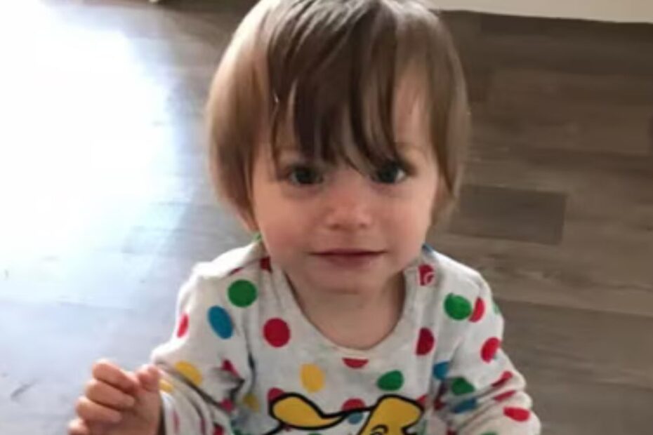 bambino morto stenti madre