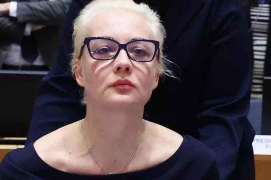 Yulia Navalnaya Navalny flirt