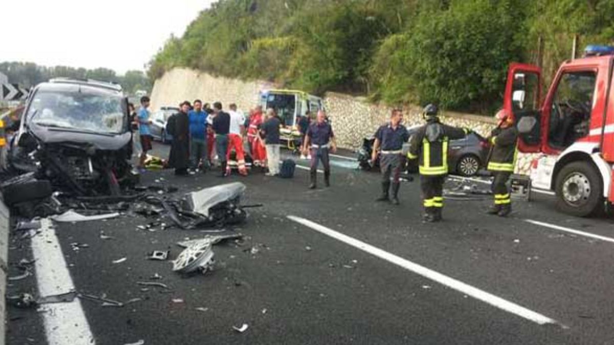 Scontro fra due tir sull’A1 a Ponzano Romano: traffico in tilt