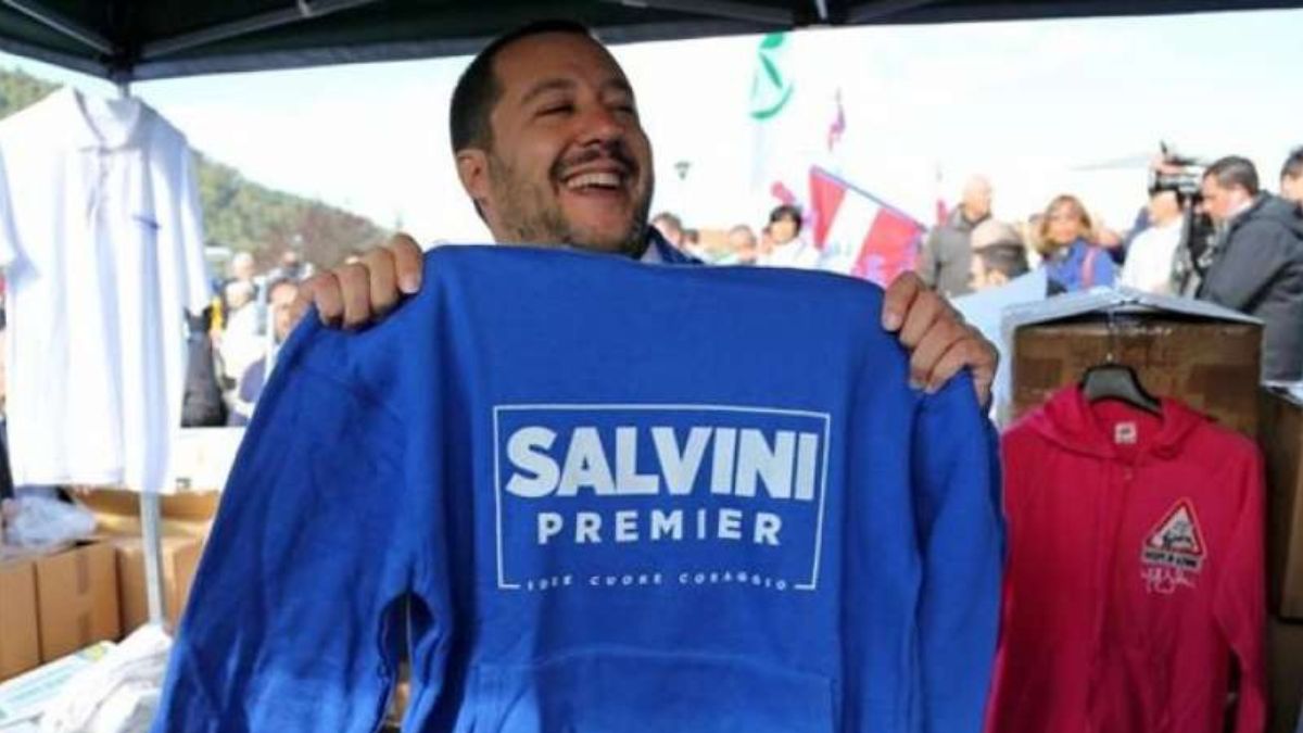Salvini scissione Lega slogan