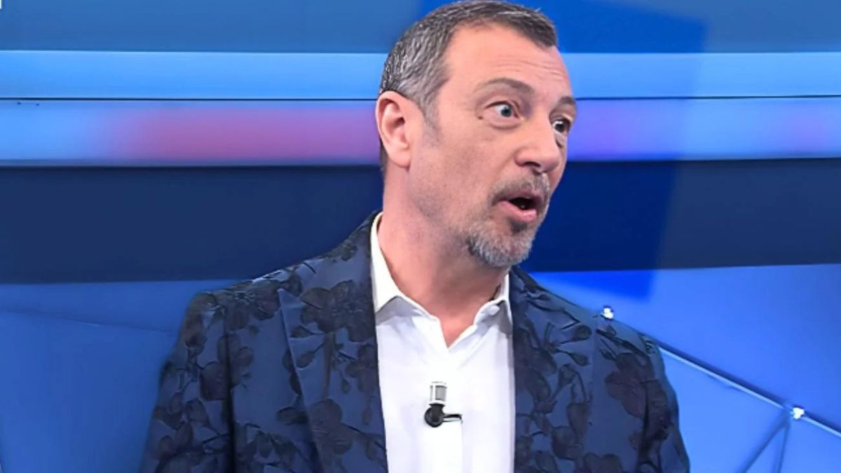 Amadeus, esplode il caso razzismo ad Affari Tuoi dopo le parole di Anna: “Ti porto in Cina”