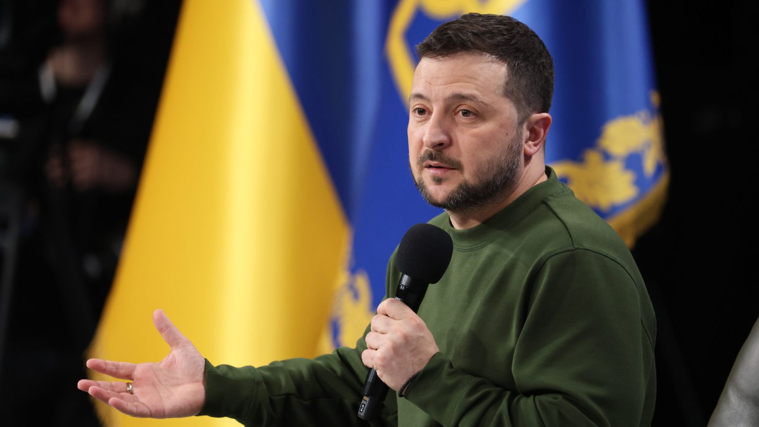 Ucraina: arrestato un uomo che preparava un attentato al premier Zelensky