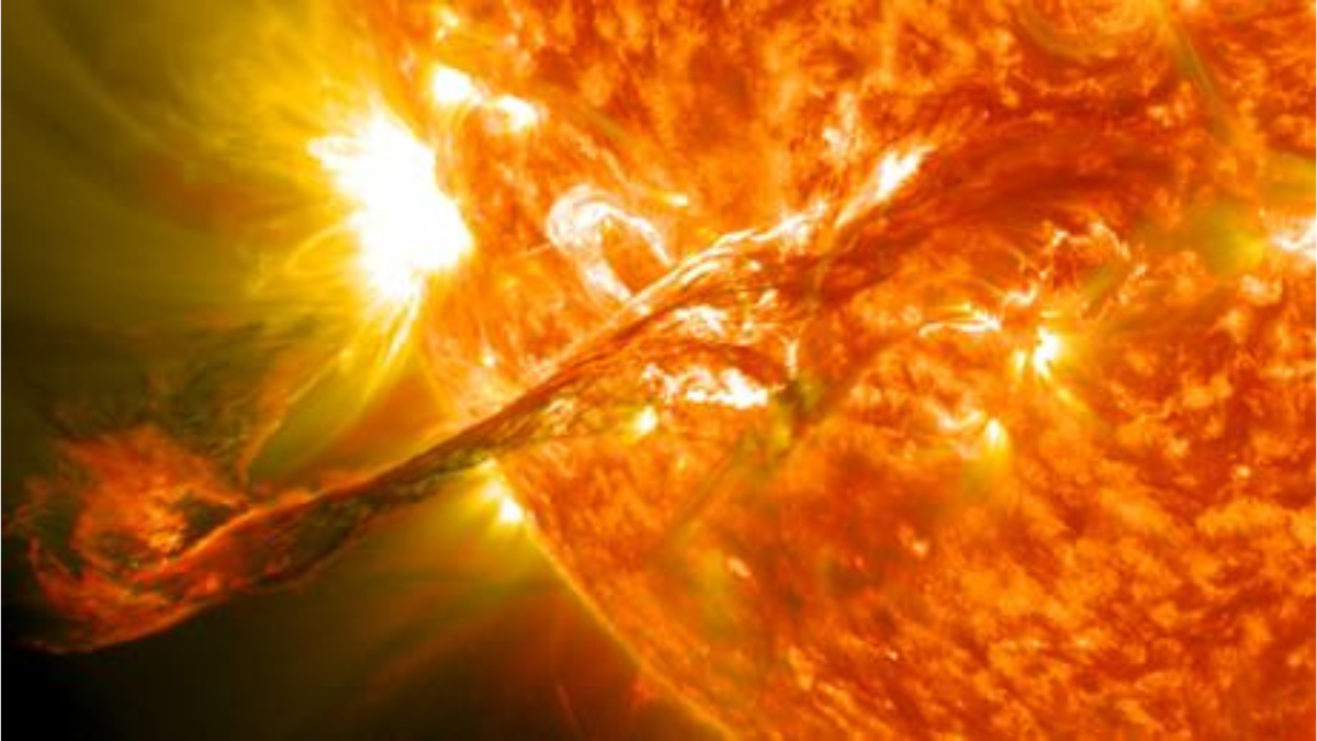 Violentissime eruzioni di classe X sul Sole: blackout e possibili tempeste geomagnetiche sulla Terra