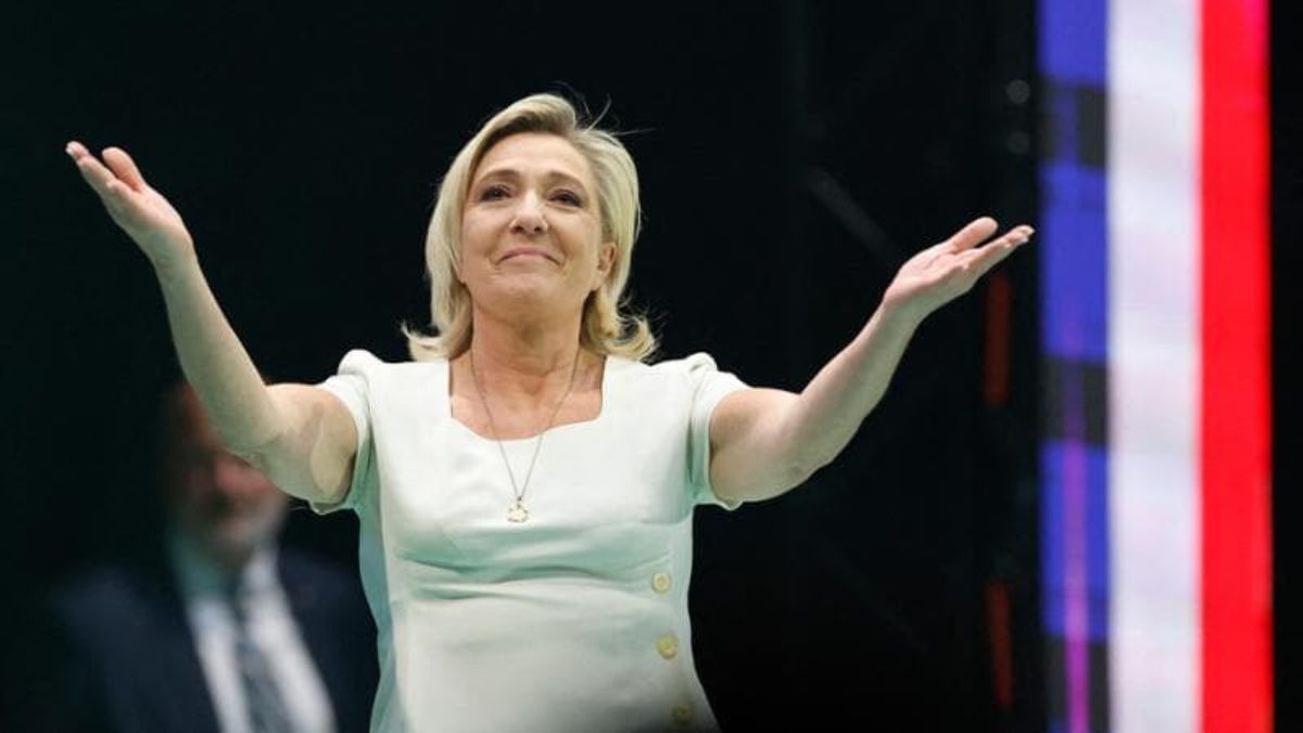Le Pen rompe con AfD: “Non siederemo più con loro”. L’annuncio a sorpresa