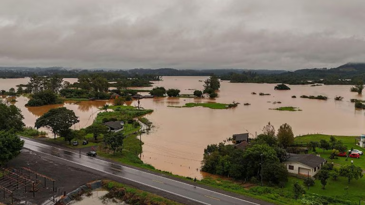 Maltempo e inondazioni in Brasile: 78 morti. Arriva lo stato di calamità