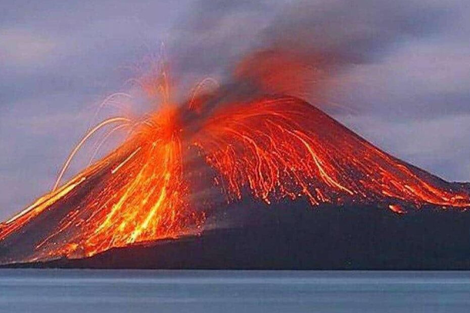 vulcano Stromboli allerta arancione