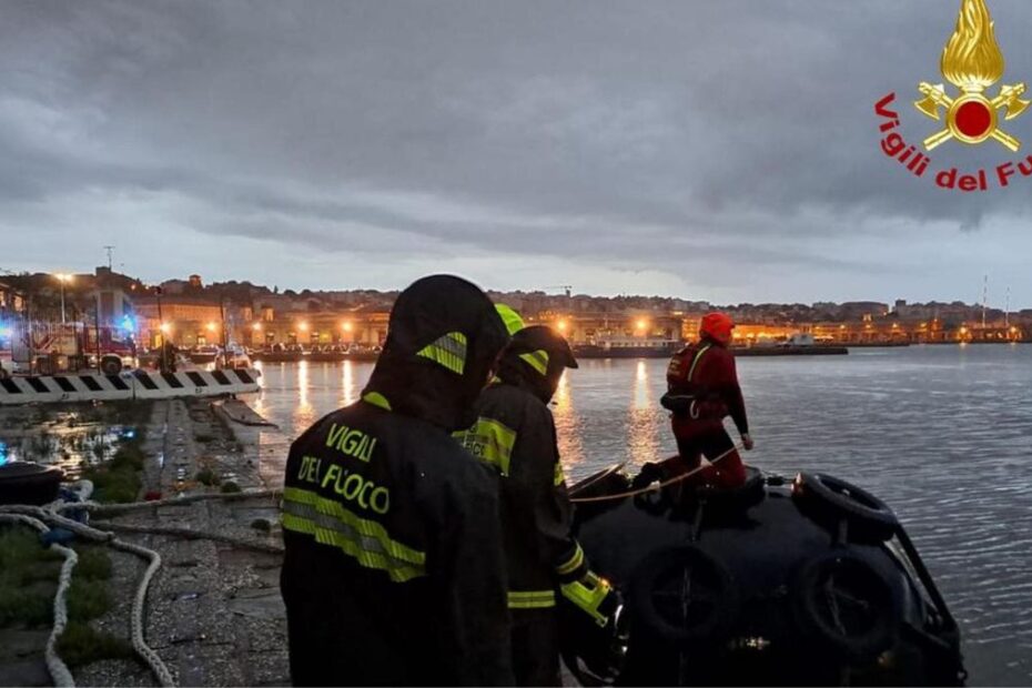 Trieste 20enne disperso mare