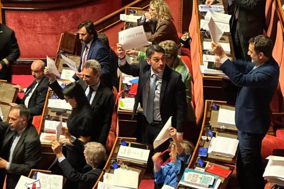 premierato Senato seduta sospesa