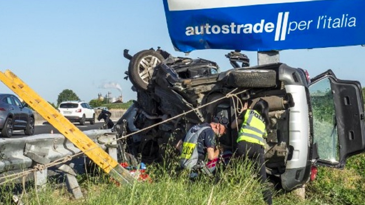 Incidente mortale sulla A14 altezza Faenza: morto ragazzo 20enne