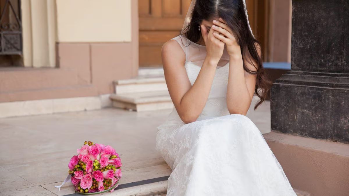 sposa abbandonata altare inventata