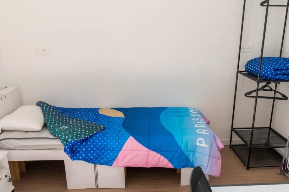 Olimpiadi Parigi letti cartone