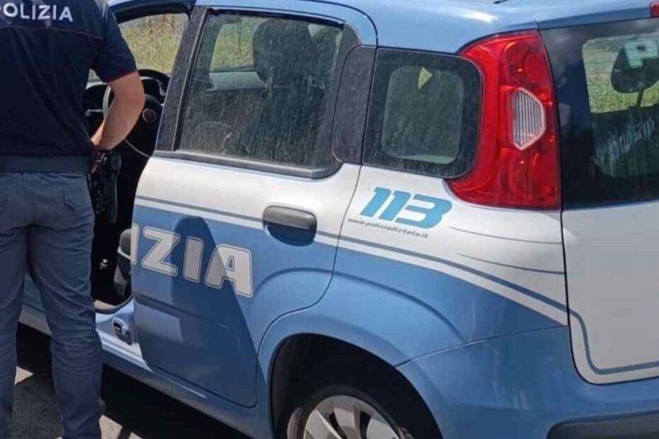 Roma accoltellato petto Prenestino