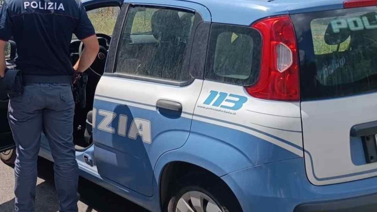 Roma accoltellato petto Prenestino