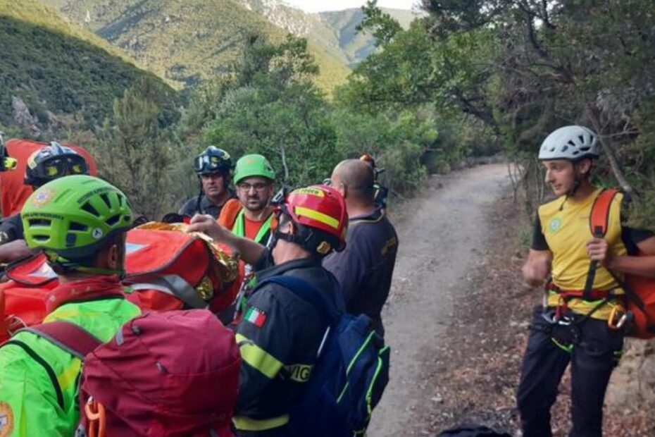 Belluno morta donna masso