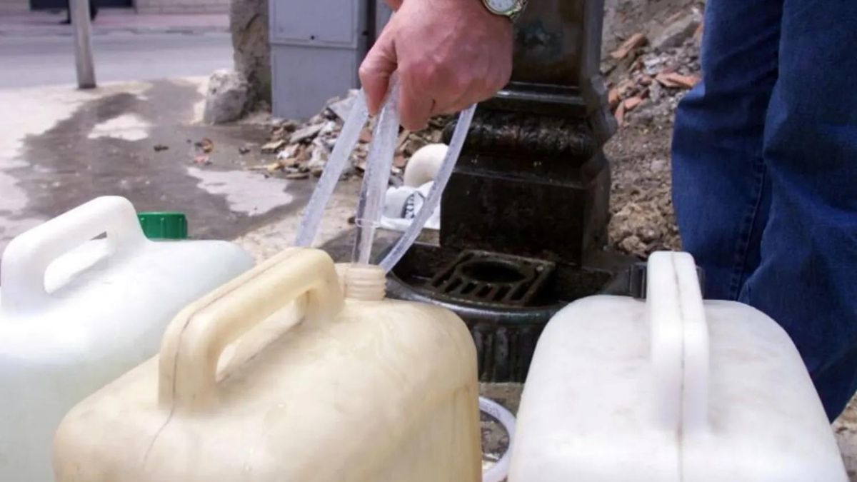 Palermo scoppia tubatura acqua