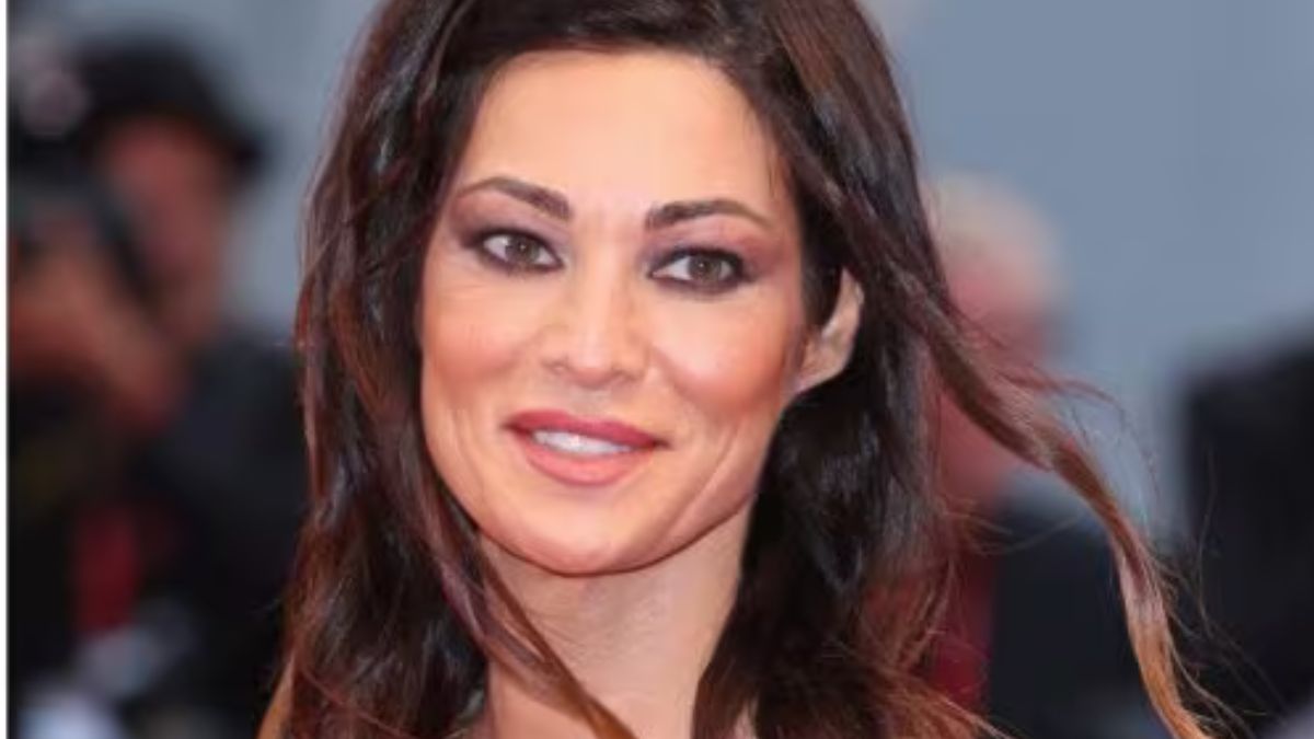 Manuela Arcuri foto nudo