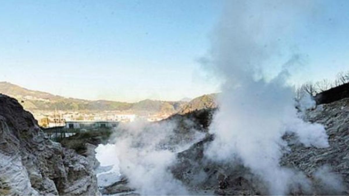 Campi Flegrei magma Napoli