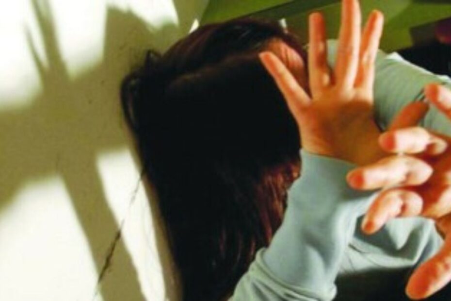 Palermo donna sequestrata casa
