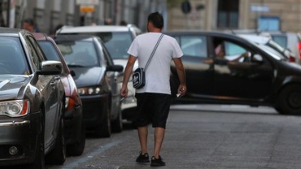 parcheggiatore abusivo guadagno esentasse