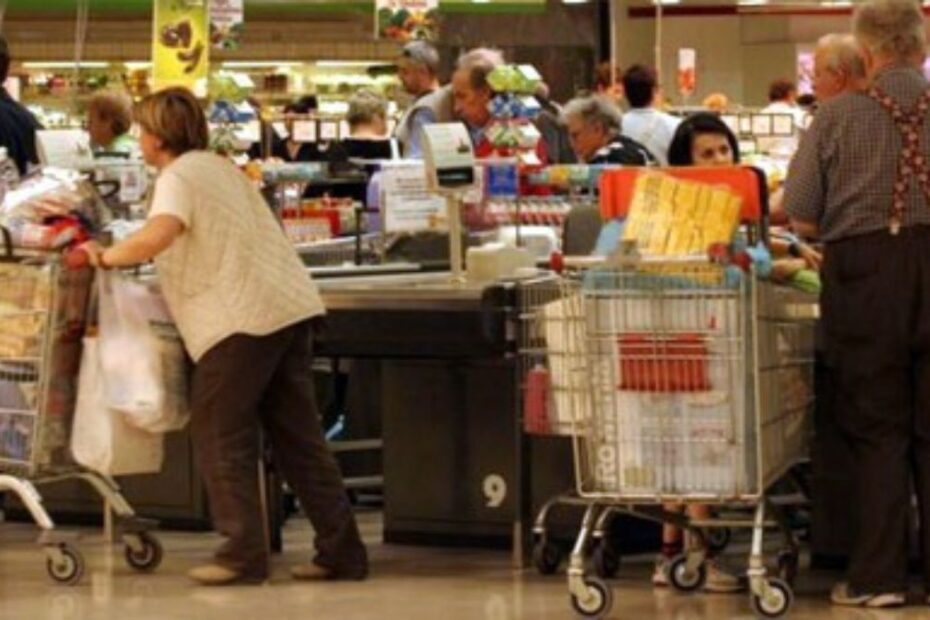 Shangai attacco coltello supermercato