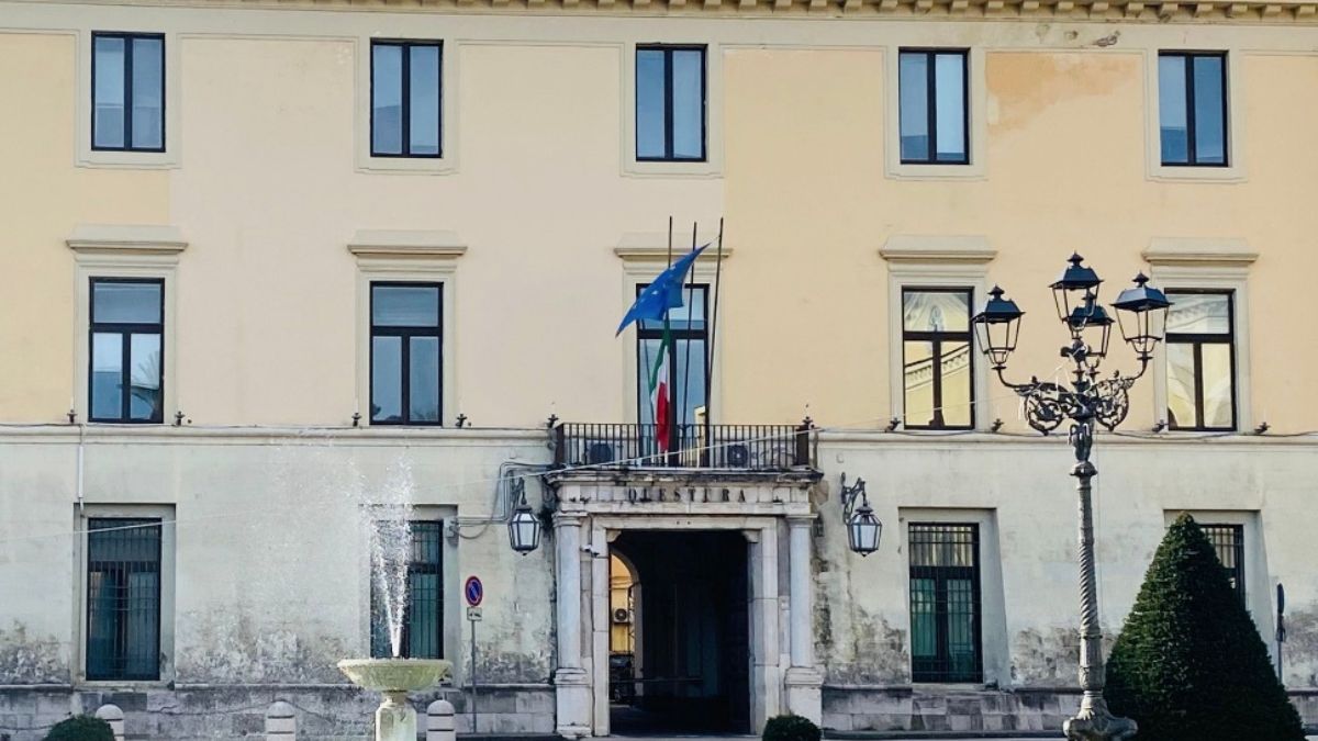 Caserta insultano compagno disabile