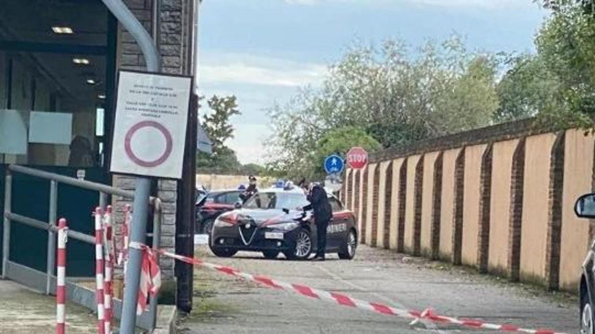 studentessa precipita scuola muore