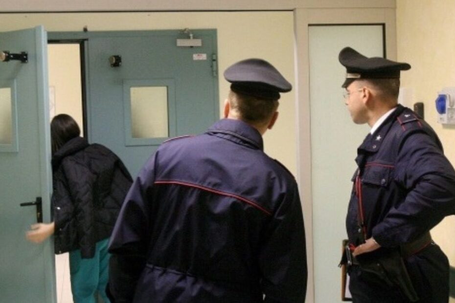 aggredisce infermiera ospedale Mantovano