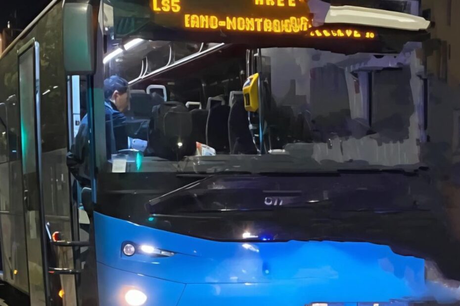 Arezzo autista bus pugni