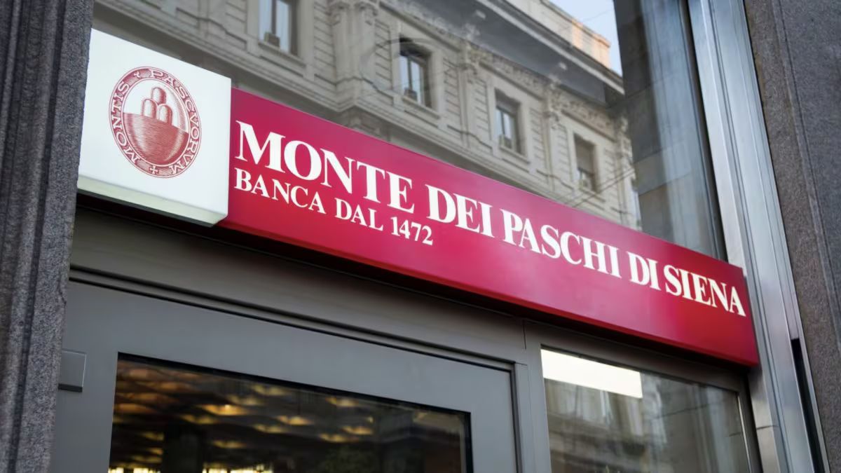 Monte Paschi Siena down