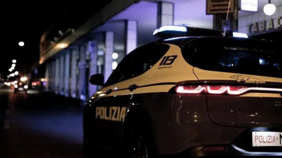 Padova nigeriano poliziotti ascia