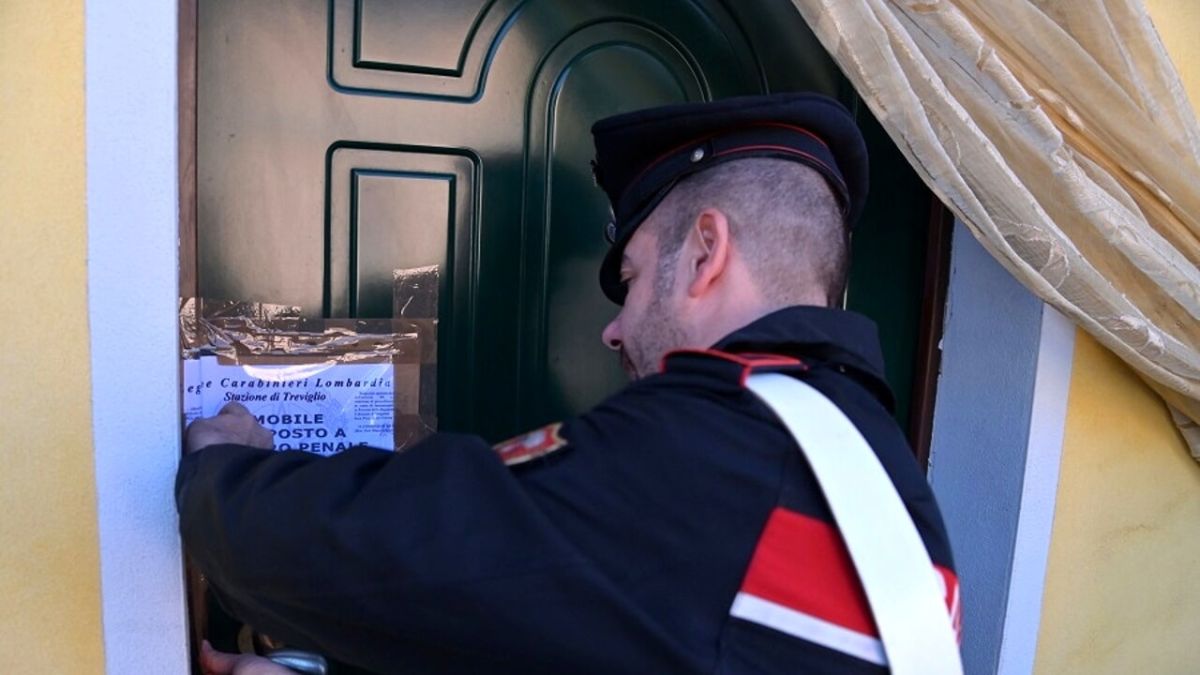 Foggia ostaggio rapinati casa