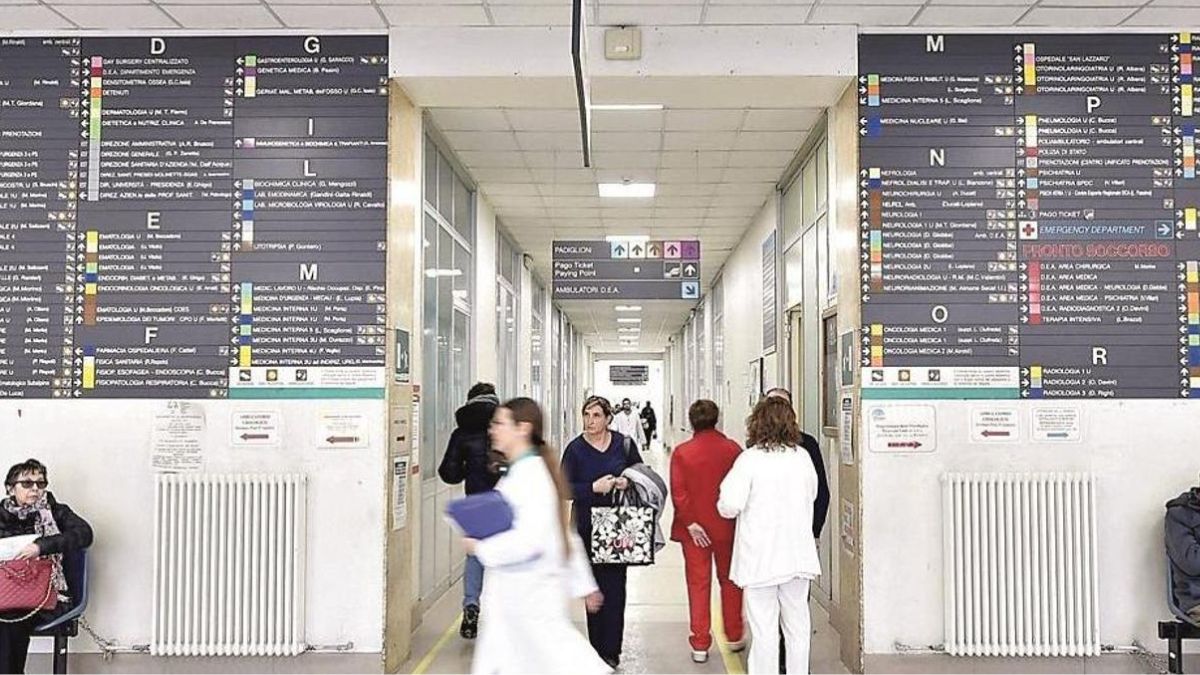 bambina travolta armadio ospedale