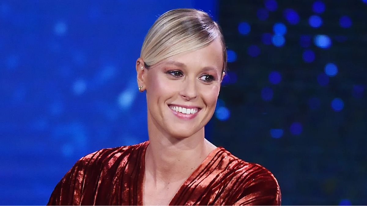 Federica Pellegrini baciato donna