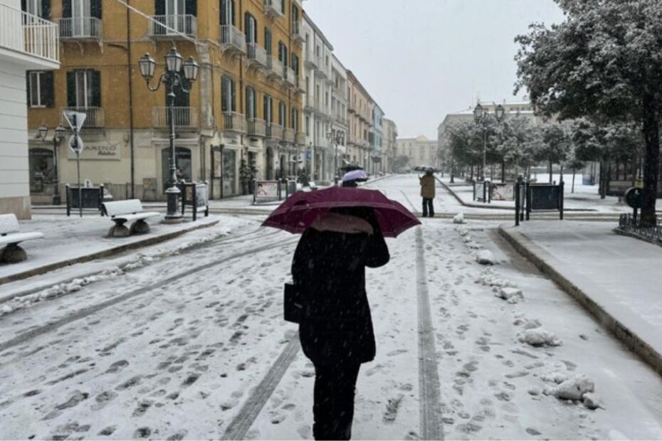 neve scuole chiuse Calabria